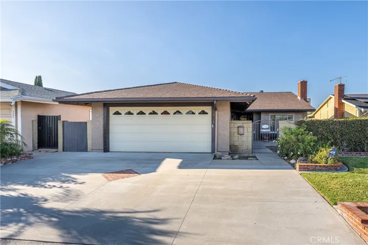 5431 La Luna Drive, La Palma, California 90623