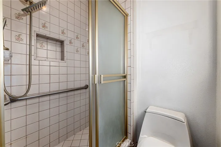 Primary Shower