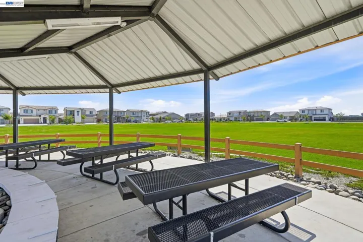 2249 Enchantment, Manteca, California 95337