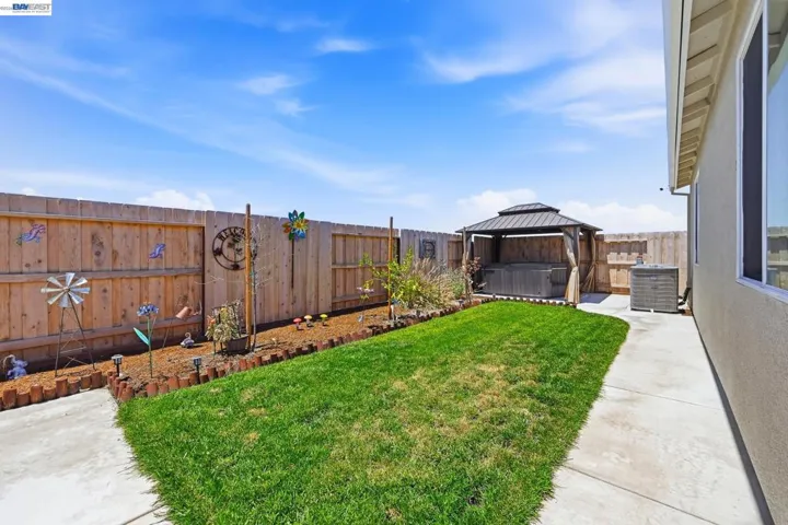 2249 Enchantment, Manteca, California 95337