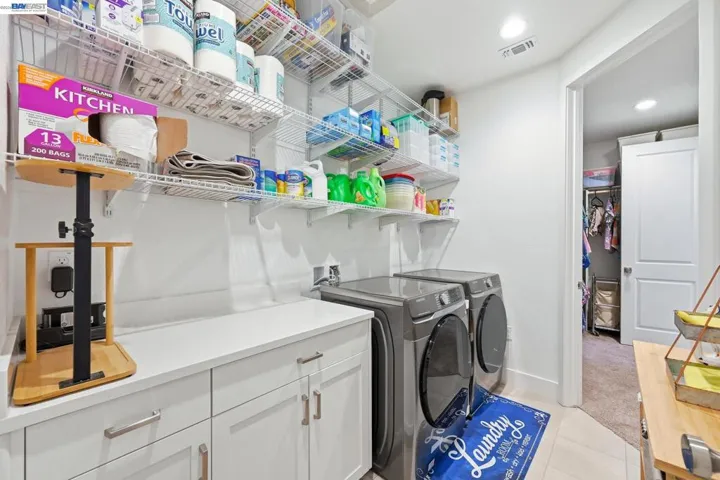 2249 Enchantment, Manteca, California 95337