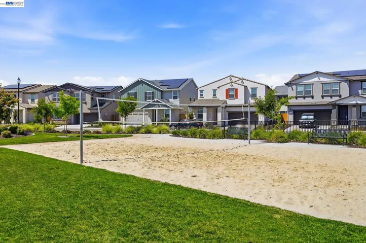 2249 Enchantment, Manteca, California 95337