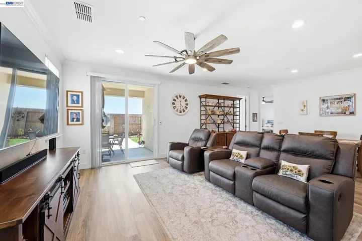 2249 Enchantment, Manteca, California 95337
