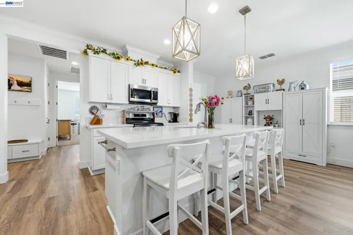 2249 Enchantment, Manteca, California 95337