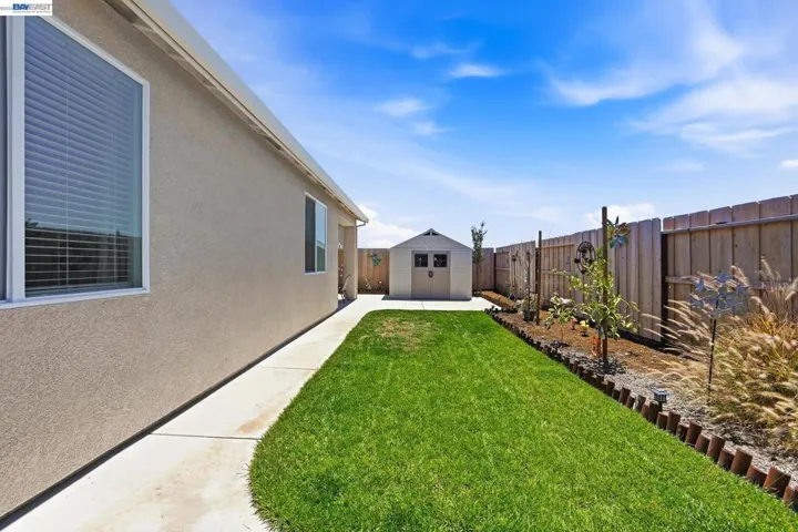2249 Enchantment, Manteca, California 95337