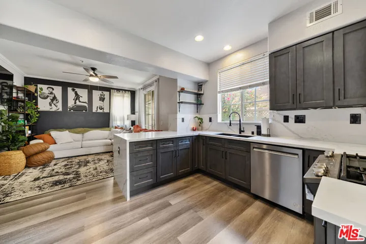 432 Middlebury Court, Claremont, California 91711