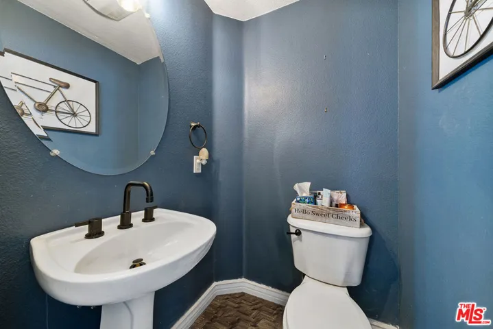 432 Middlebury Court, Claremont, California 91711