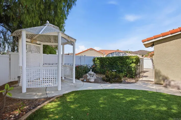 35369 Chiwi Circle, Wildomar, California 92595