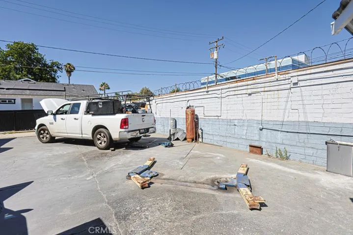 327 W 17th, Santa Ana, California 92706