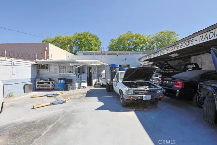 327 W 17th, Santa Ana, California 92706