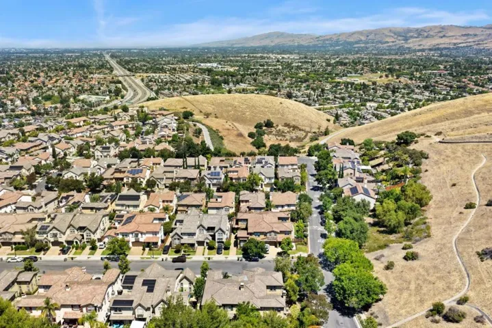 1392 Thornbury Lane, San Jose, California 95138
