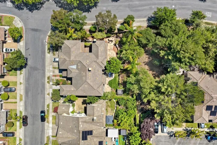 1392 Thornbury Lane, San Jose, California 95138