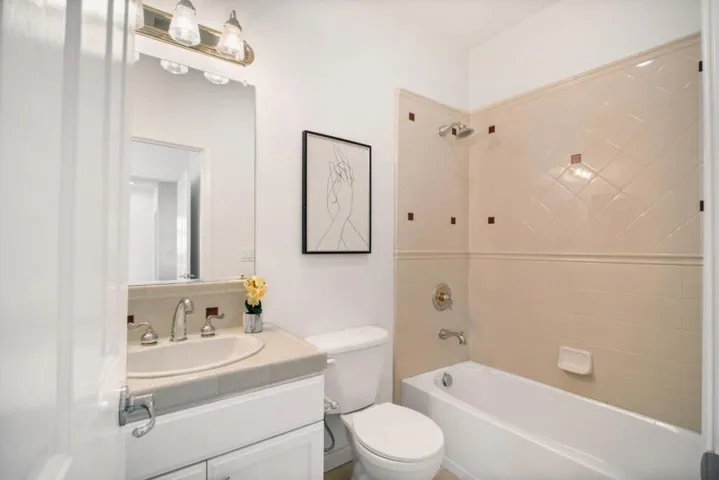 1392 Thornbury Lane, San Jose, California 95138