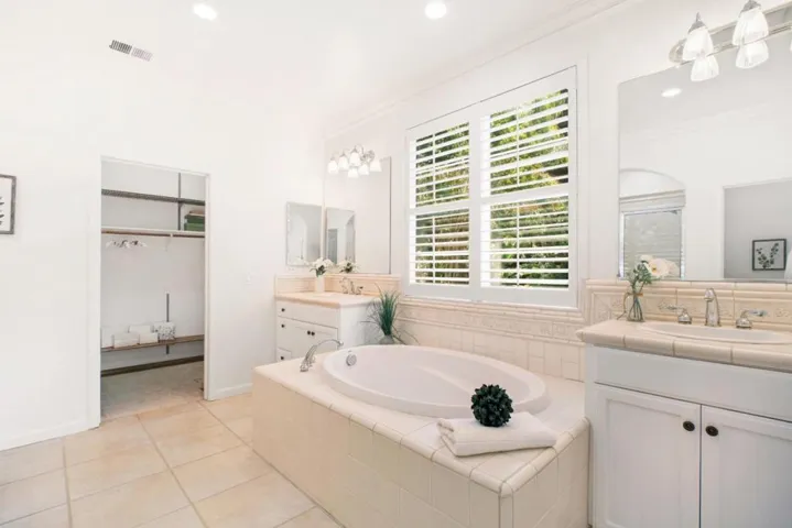 1392 Thornbury Lane, San Jose, California 95138