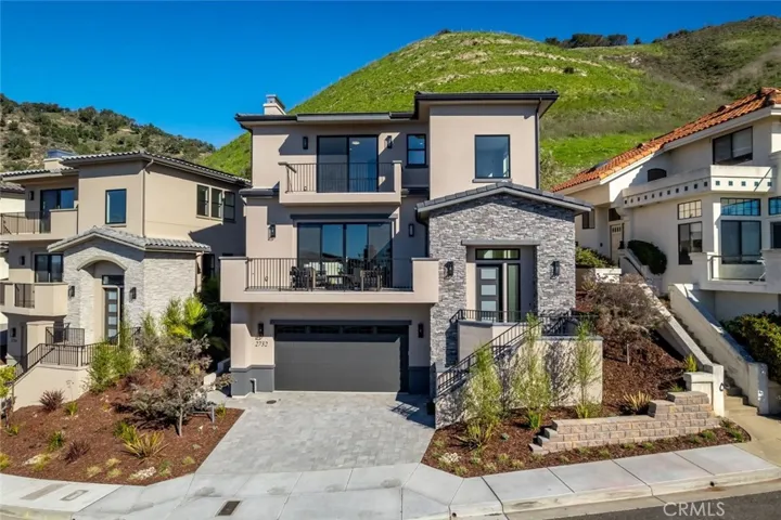2732 Barcelona Street, Pismo Beach, California 93449