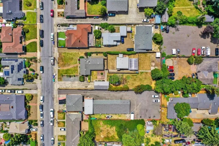 20583 Cambridge Avenue, Hayward, California 94541