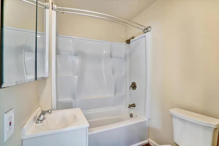 20583 Cambridge Avenue, Hayward, California 94541