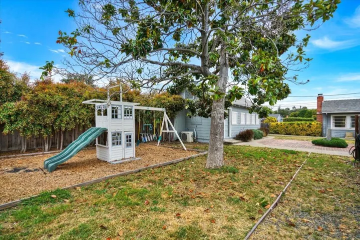 20583 Cambridge Avenue, Hayward, California 94541