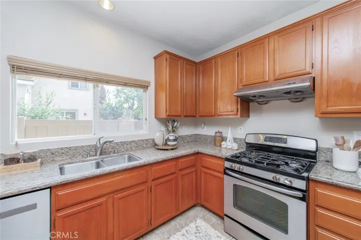 Gourmet kitchen with granite countertops