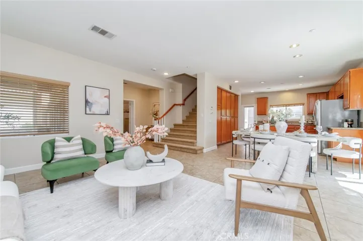 Spacious great room
