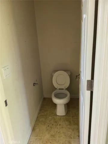 6633 Meadowlark, Winton, California 95388