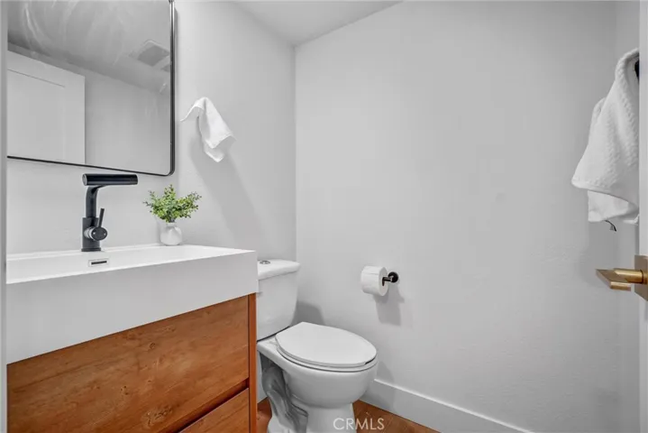 3931 Wisteria Street, Seal Beach, California 90740