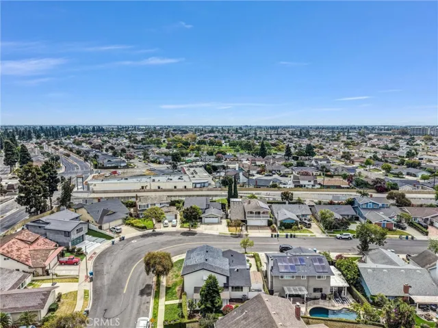 3931 Wisteria Street, Seal Beach, California 90740