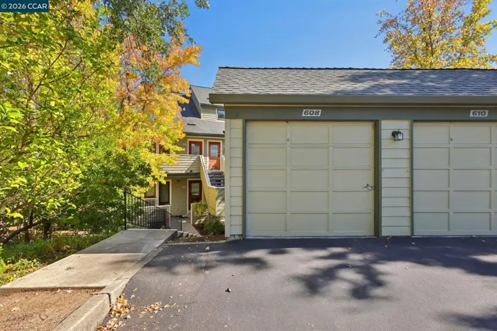 600 Suntree Lane 608, Pleasant Hill, California 94523