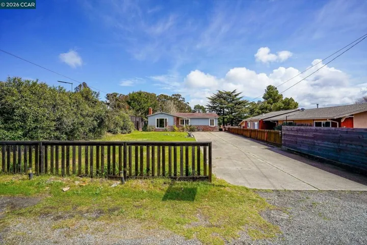 742 La Paloma Rd, El Sobrante, California 94803