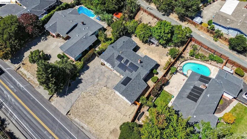 649 Moraga Way, Orinda, California 94563-4246