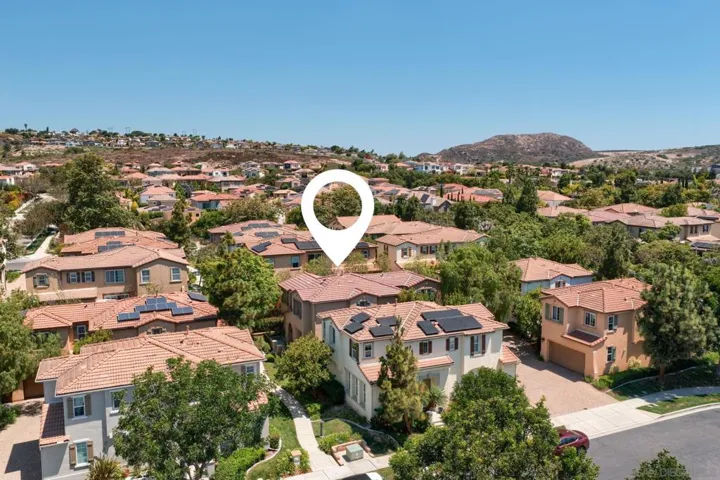 3598 Summit Trail, Carlsbad, California 92010