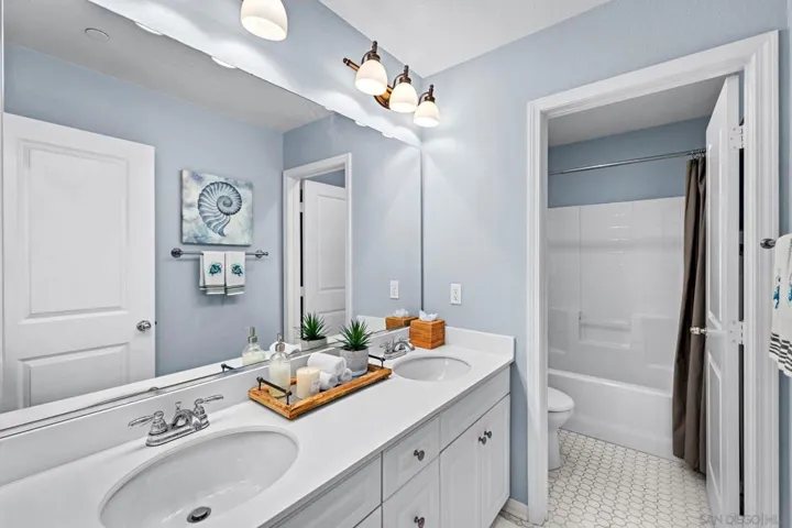 3598 Summit Trail, Carlsbad, California 92010