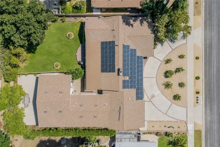 10228 Encino Avenue, Northridge, California 91325