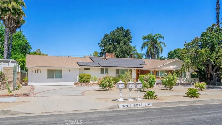 10228 Encino Avenue, Northridge, California 91325