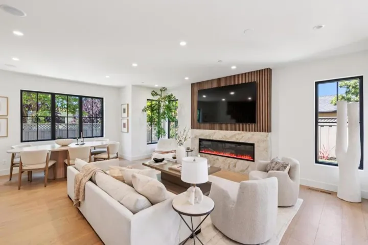 401 Grand Street, Redwood City, California 94062
