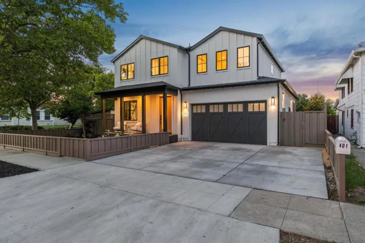 401 Grand Street, Redwood City, California 94062