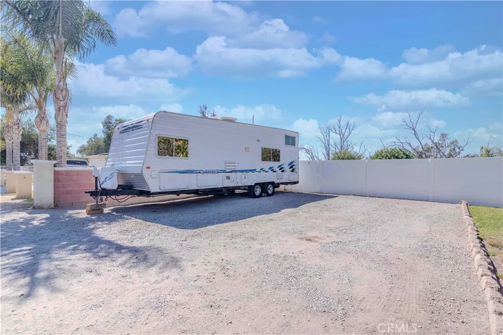 4047 Bluff, Norco, California 92860 — photo 4