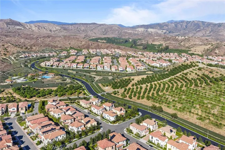 149 Winnett, Irvine, California 92602
