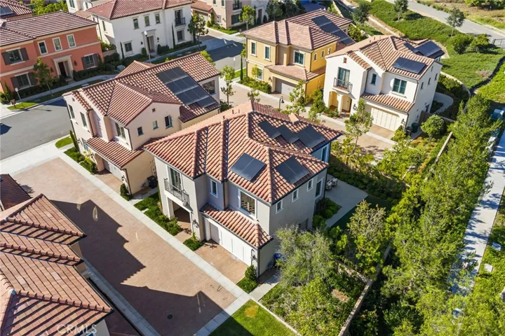 149 Winnett, Irvine, California 92602