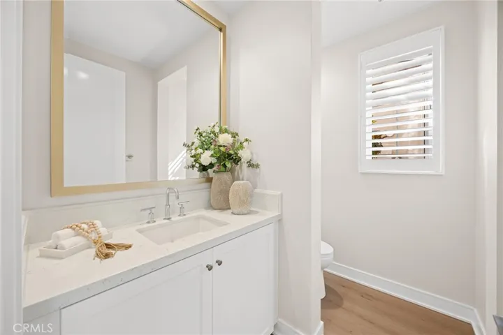 149 Winnett, Irvine, California 92602