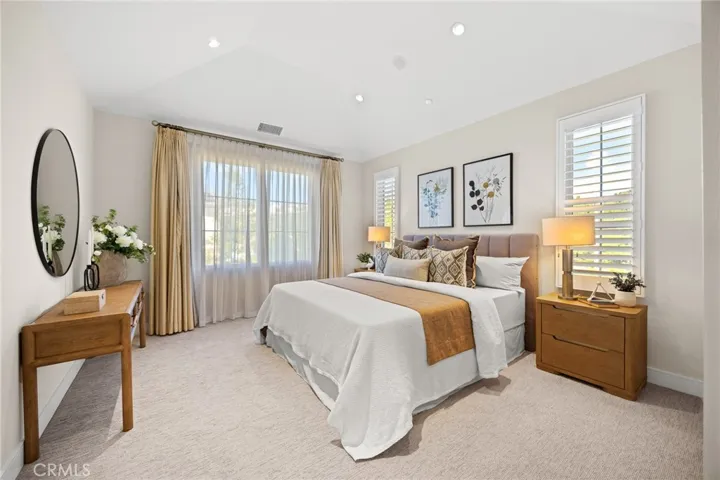 149 Winnett, Irvine, California 92602