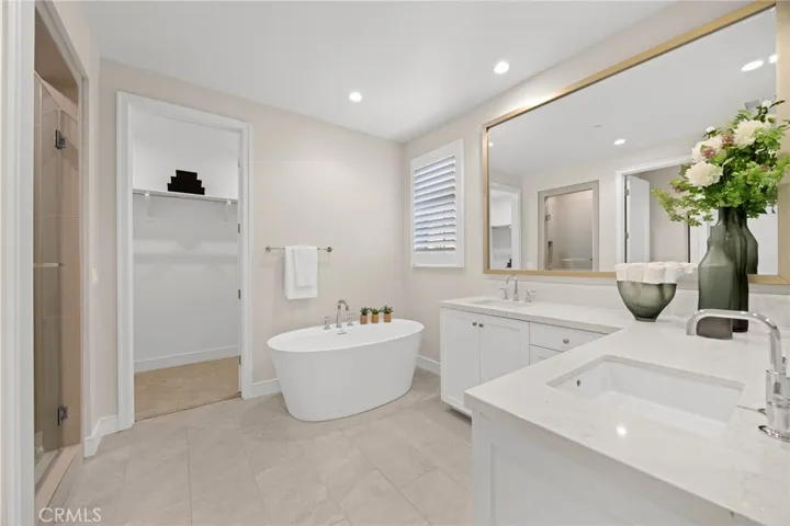 149 Winnett, Irvine, California 92602