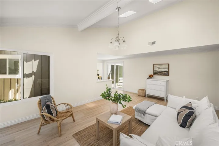 12 Blackswan, Irvine, California 92604