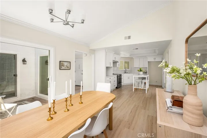 12 Blackswan, Irvine, California 92604
