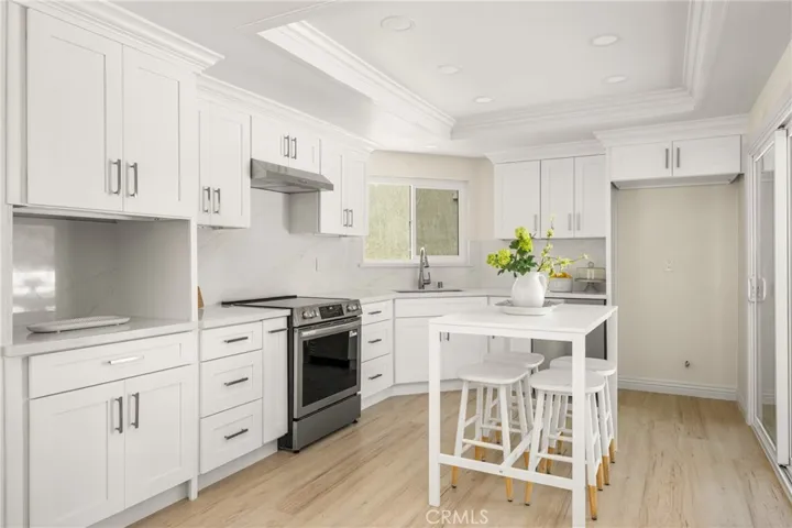 12 Blackswan, Irvine, California 92604