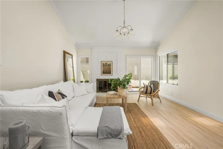 12 Blackswan, Irvine, California 92604