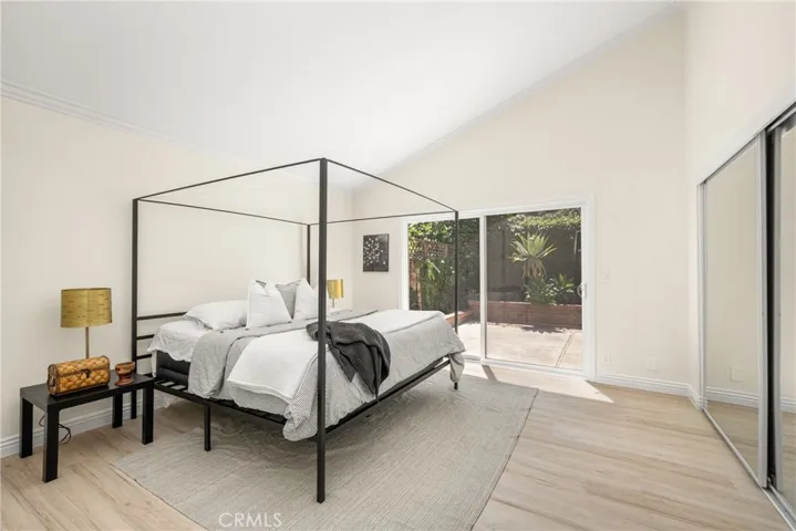 12 Blackswan, Irvine, California 92604