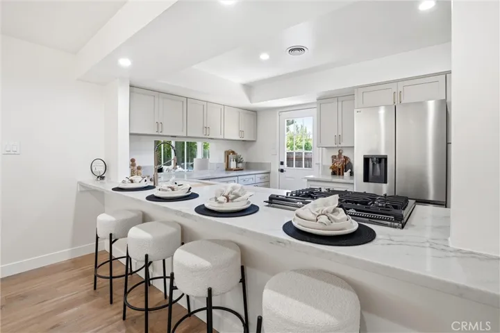 13032 Earlham, Santa Ana, California 92705