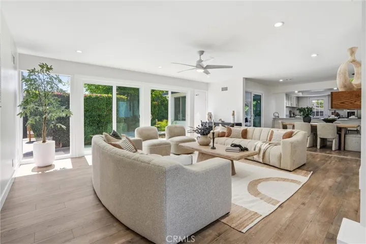 13032 Earlham, Santa Ana, California 92705