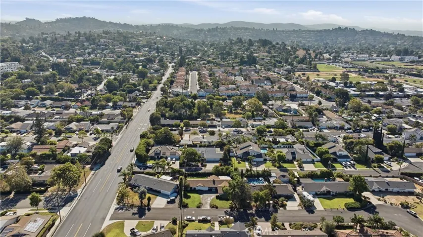 13032 Earlham, Santa Ana, California 92705